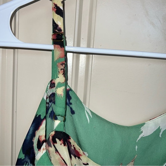 CAbi Green Floral Bloom Cami Spaghetti Strap Blouse Size Small - Picture 8 of 11